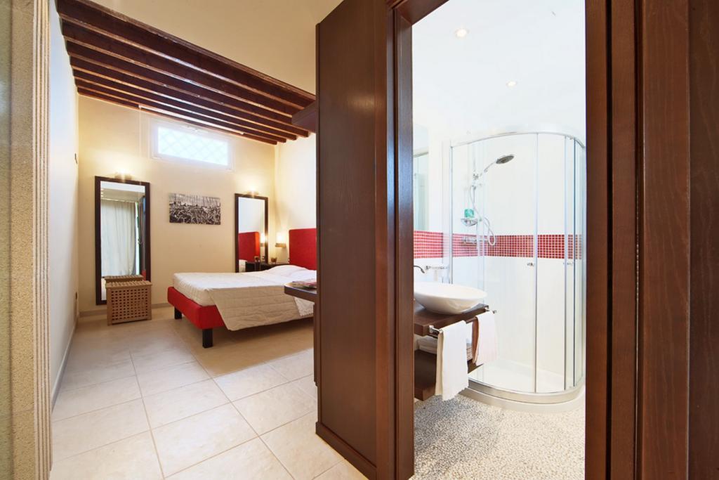 B&B Quattrostelle Cavallino di Lecce Bagian luar foto